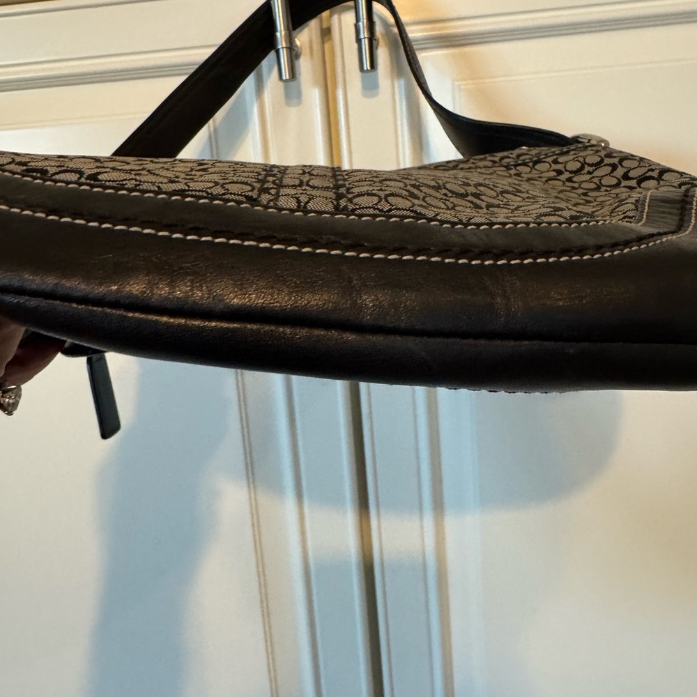 Coach Vintage Soho Black  Shoulder Bag - Picture 6 of 14